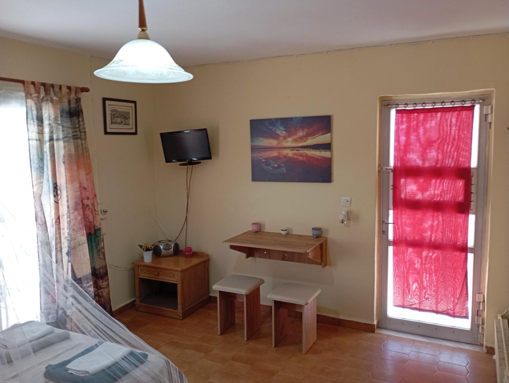 Y.M.Apartment Rhodes City ภายนอก รูปภาพ